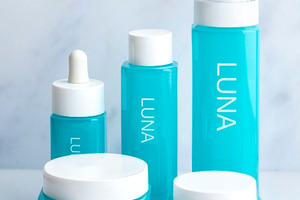 Discover Roma International's new LUNA glass collection