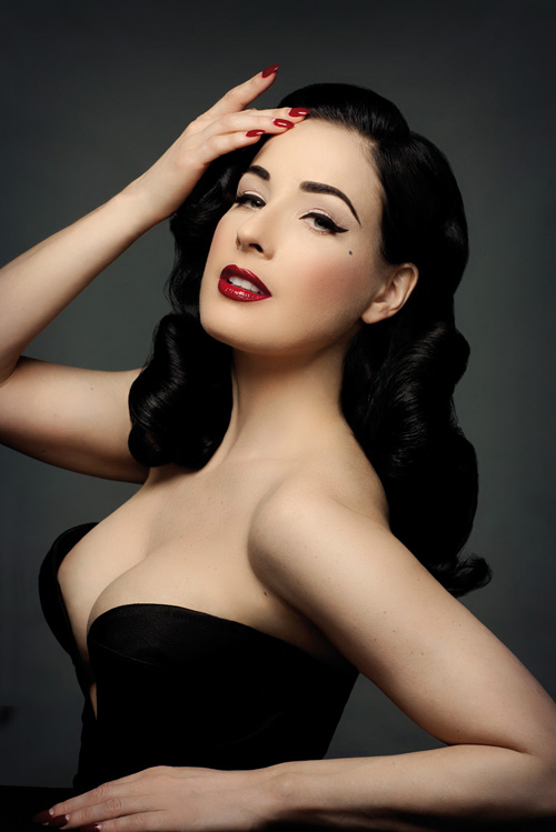 Dita Von Teese to launch classic make-up collection