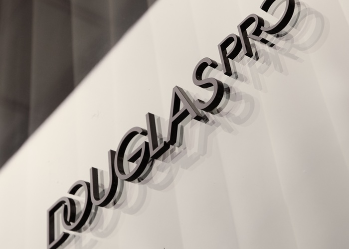 Douglas reports €2bn sales growth, drives online expansion 
