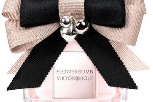 Dressing up Viktor & Rolf with Seram