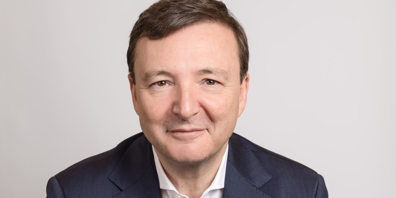 DSM-Firmenich names Emmanuel Butstraen as President of Perfumery & Beauty