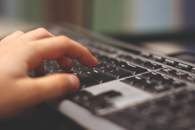 E-commerce still a “major challenge” for beauty players