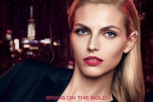 Elizabeth Arden launches Liquid Assets Colour Collection
