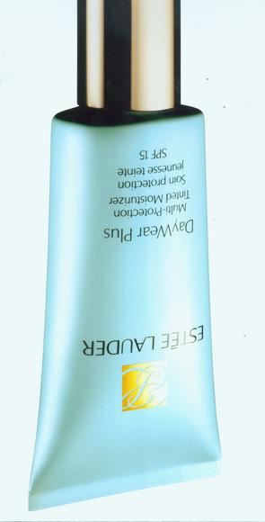 Estee Lauder extends DayWear Plus skin care line