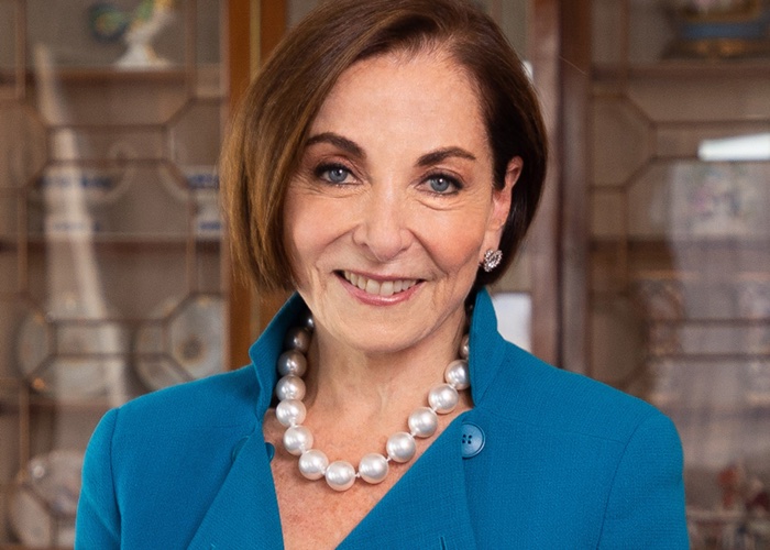 Estée Lauder Companies promotes women’s advocate Sara Moss to Vice Chairman
