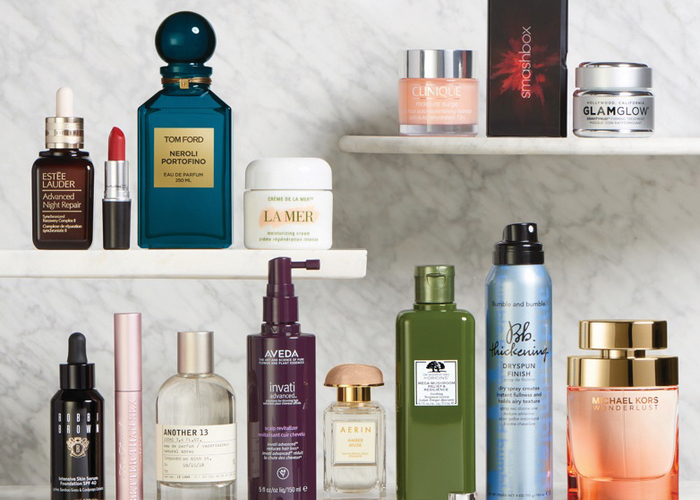 Estée Lauder employees petition to remove heir Ronald Lauder from board 