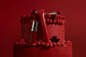 Exclusive: Clarins celebrates 10 years of ‘iconic’ Lip Comfort Oil with new pop-up