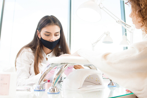 Exploring the latest technology trends in LED nail lamps