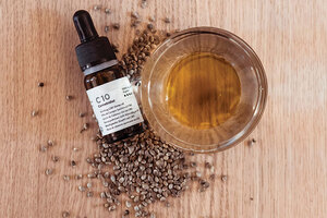 Exploring the versatility of hemp oil in beauty products
