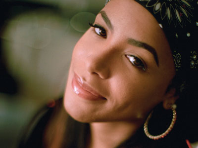 Family of late R&B star Aaliyah create tribute fragrance 
