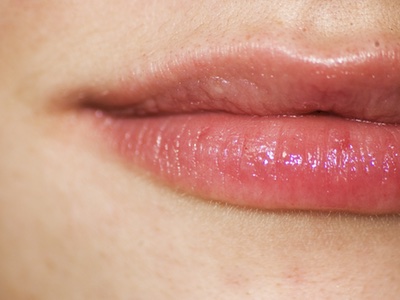 FDA receives 58 EOS lip balm complaints