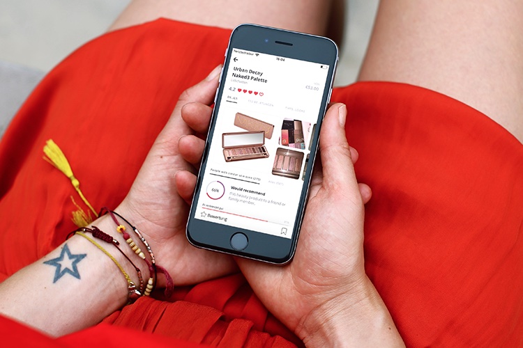 Feelunique prioritises beauty product reviews with Veleza deal