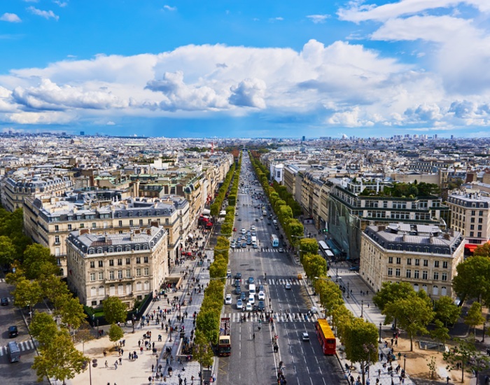 France expands VAT spending threshold in a bid to attract shoppers