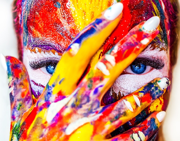 France holds onto crown as global cosmetics leader