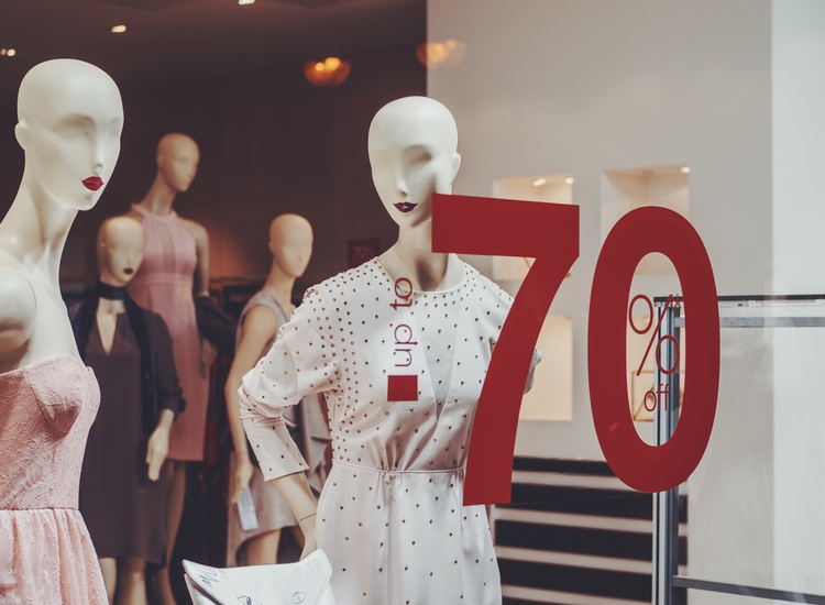 France plans to shorten its sales periods to just four weeks