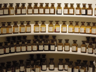 French selective perfumery market suffers turbulent year 