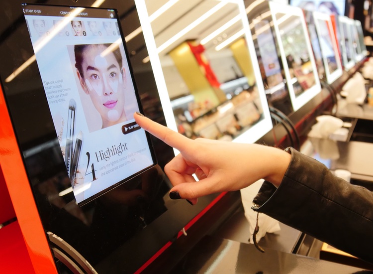 GDPR forces Sephora to restrict European consumers buying from US website 