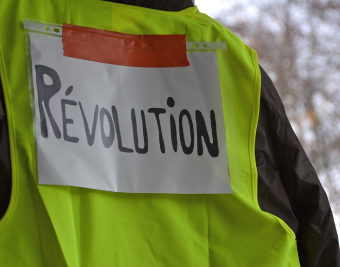 Gilet Jaunes disruption costs France €3.5bn 