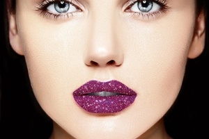 Glitter Lips receives £90k investment from IHC

