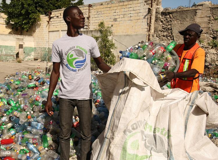 Henkel ramps up sustainability efforts with new packaging targets to reduce plastic waste for 2025