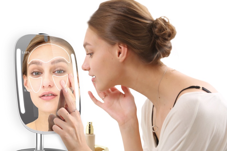 HiMirror launches mini version of smart beauty mirror