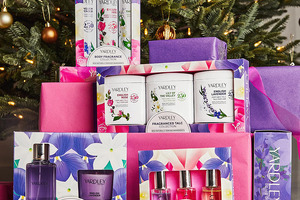 Holiday Gifts Sets by Yardley London