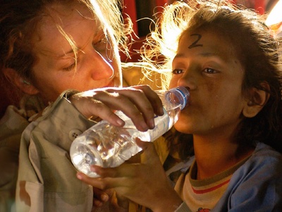 How are beauty companies responding to the refugee crisis? 