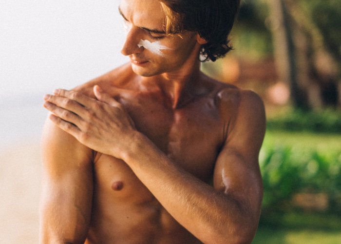 Human carcinogen benzene detected in sunscreens 
