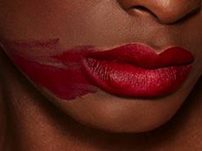Illamasqua asks consumers to #SmearForSmear