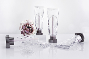 Innovative makeup packaging for lip beauty