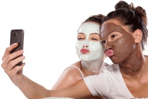 #InstaSpa: Online beauty trends shake up the at-home spa market
