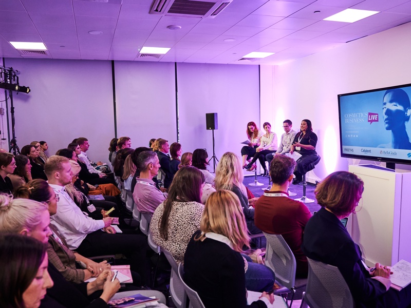 <i>A panel discussing UK and EU regulations at Cosmetics Business Live 2022</i>