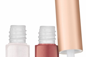 jane iredale debuts new lip gloss and stain 
