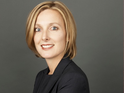 Jenny Belknap promoted to Senior Vice President of Global Marketing at Clinique