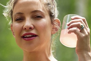 Kate Hudson breaks into beauty with InBloom brand launch

