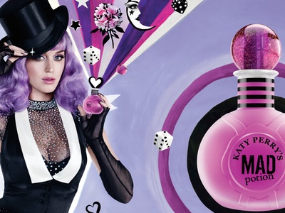 Katy Perry opens Twitter perfume shop