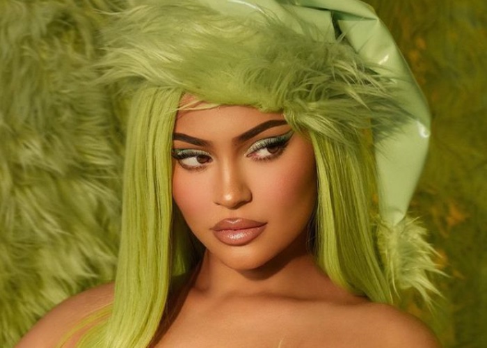 Kylie Cosmetics takes inspiration from Christmas’ favourite Scrooge, the Grinch, for festive collection 

