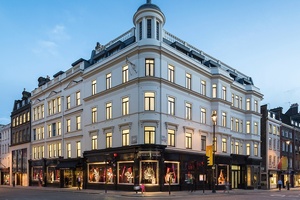 L Brands founder and chairman Les Wexner cuts ties with brand  