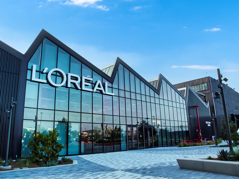 L’Oréal and IBM team up on AI model to develop sustainable cosmetics