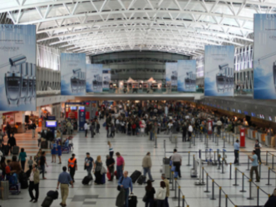 L\'Oréal creates a Group Travel Retail Division
 