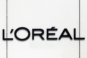 L’Oréal faces lawsuit in the US over hair relaxer cancer risk links
