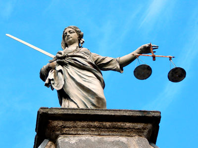 L’Oréal scandal célèbre: eight found guilty