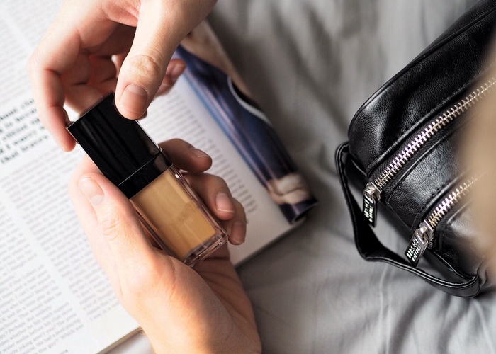 L’Oréal sued by consumers over ‘defective’ make-up packaging


