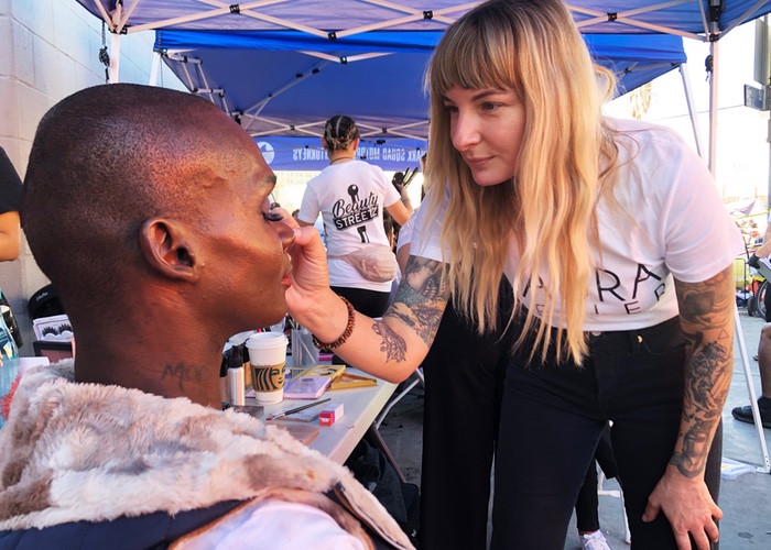 Laura Geller gives a voice to female community living on LA’s streets

