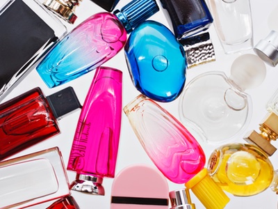 Less than one in two perfume samples result in a sale