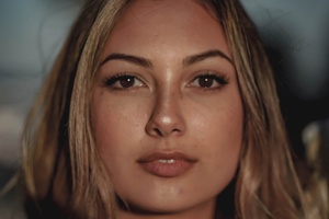 Link between skin ageing and pollution discovered by Mary Kay