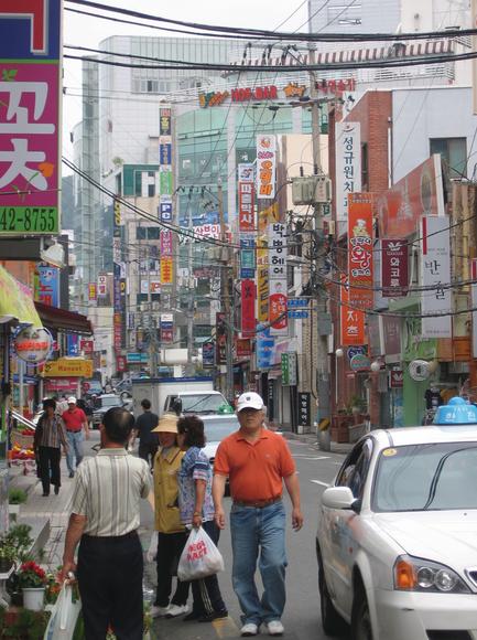 Local brands dominate in Korea