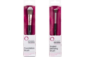 Look Good Feel Better helps raise awareness of breast cancer with new make-up brushes 