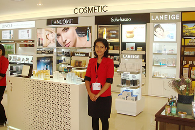 Lotte Duty Free expands in Seoul as shoppers surge