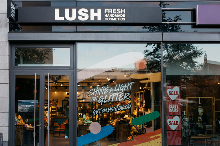Lush goes naked in Berlin to campaign against packaging 